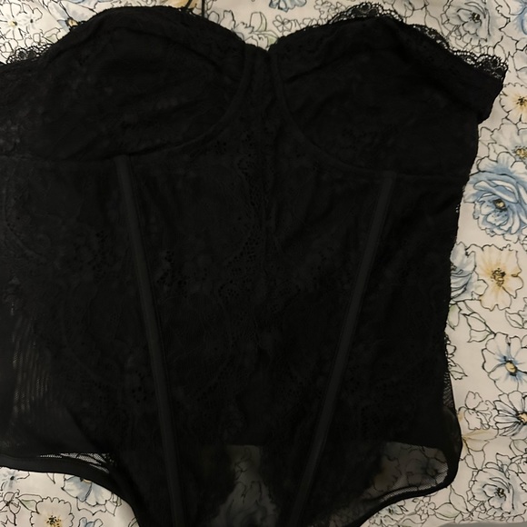 I am gia top - Picture 2 of 2